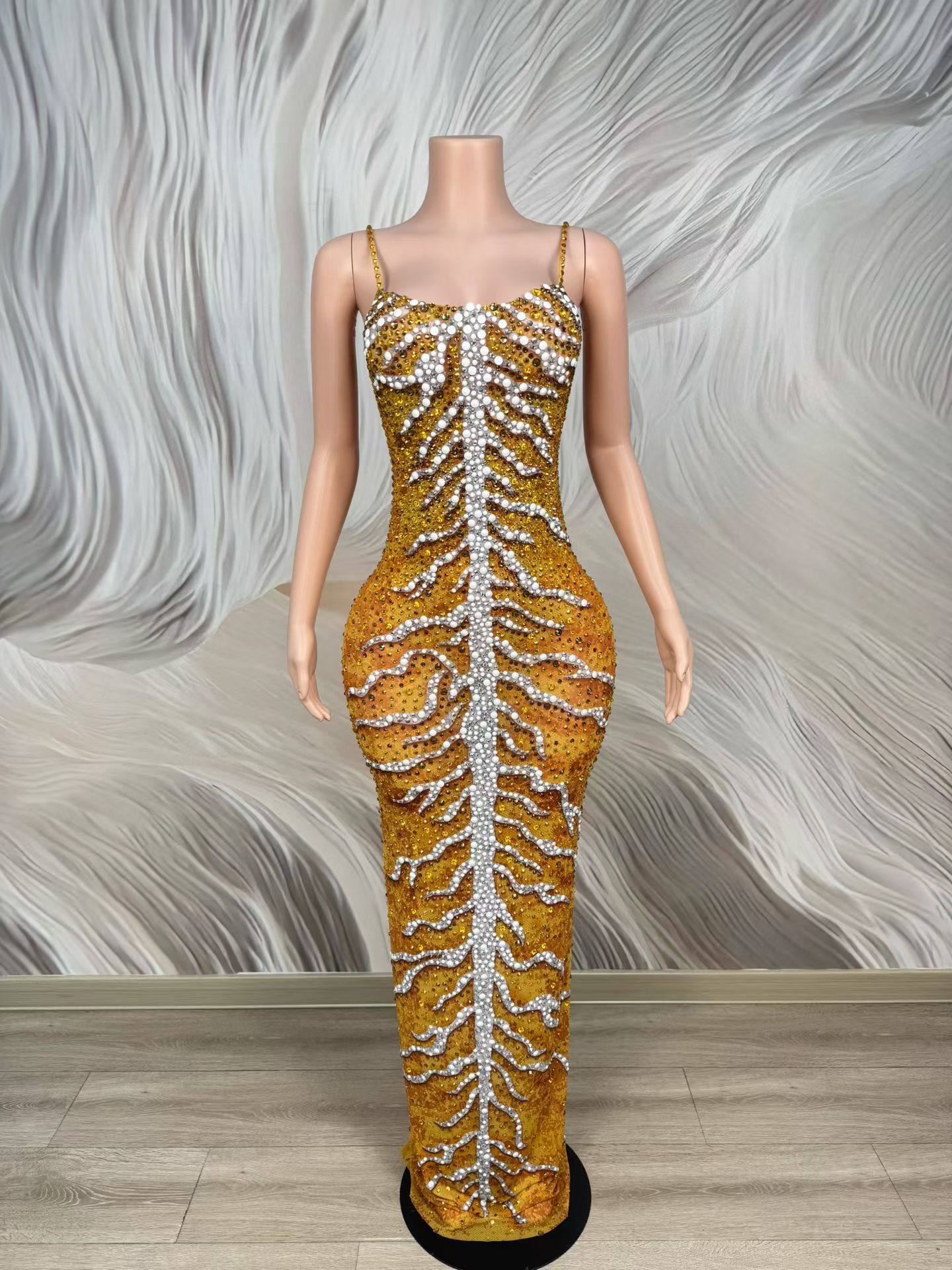 فساتين طويلة أنيقة من السباندك - مراجعة Sparkly Rhinestone Club Party Dress وسعره